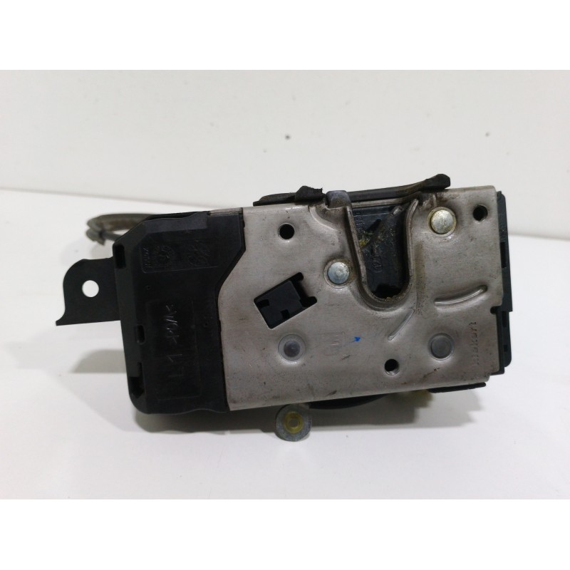 Recambio de cerradura puerta delantera izquierda para opel zafira b enjoy referencia OEM IAM 13210748  4 PINES