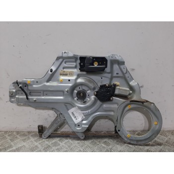 ELEVALUNAS DELANTERO IZQUIERDO 824702F020 