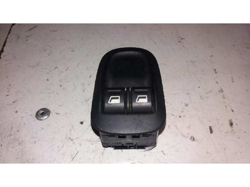 Recambio de mando elevalunas delantero izquierdo para peugeot 206 berlina xr referencia OEM IAM   