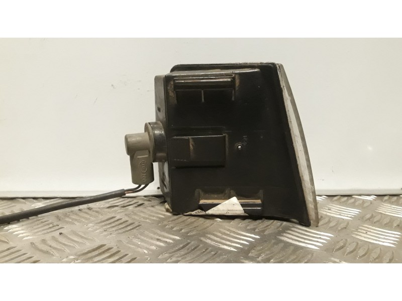Recambio de piloto delantero izquierdo para volkswagen passat berlina (312) cl referencia OEM IAM    Recambio de piloto delantero izquierdo para volkswagen passat berlina (312) cl referencia OEM IAM