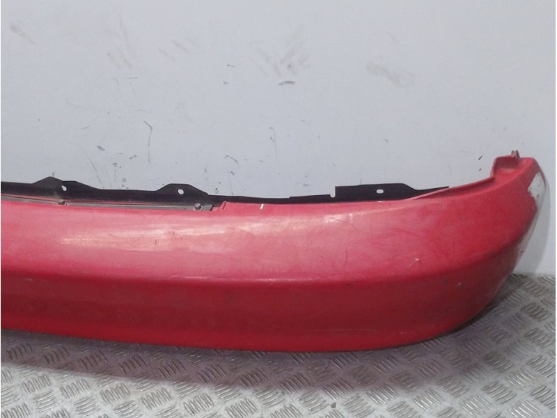 Recambio de paragolpes trasero para toyota celica (t20) referencia OEM IAM  ROJO 