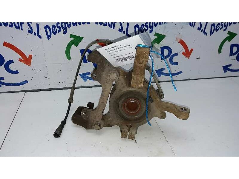 Recambio de mangueta delantera derecha para renault scenic ii authentique referencia OEM IAM 8200297033  