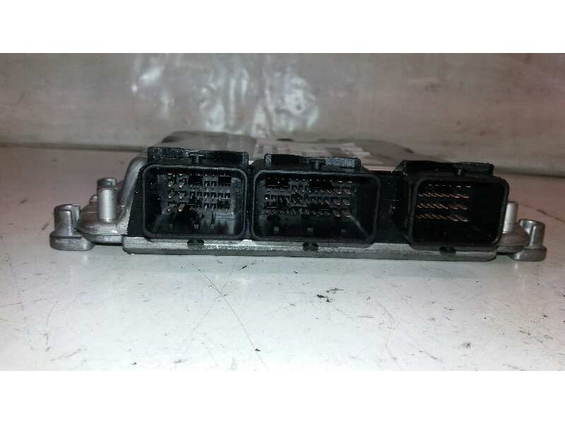 Recambio de centralita motor uce para citroën c5 berlina referencia OEM IAM 0281010808 96940938680 