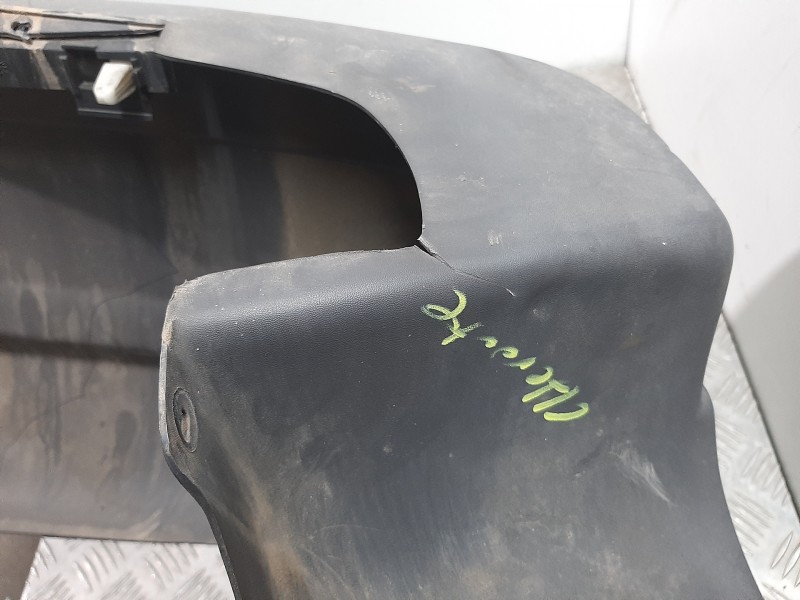 Recambio de paragolpes trasero para jeep cherokee (xj) referencia OEM IAM   