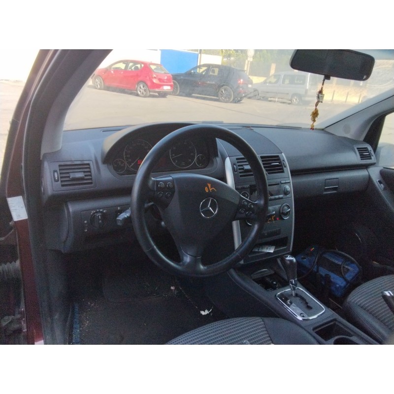 MERCEDES-BENZ CLASE A (W169) - imagen 3