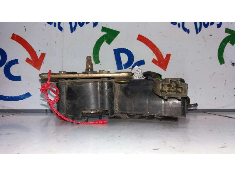 Recambio de motor limpia delantero para nissan vanette (c 220) 1.5 referencia OEM IAM 9390332230   Recambio de motor limpia delantero para nissan vanette (c 220) 1.5 referencia OEM IAM 9390332230