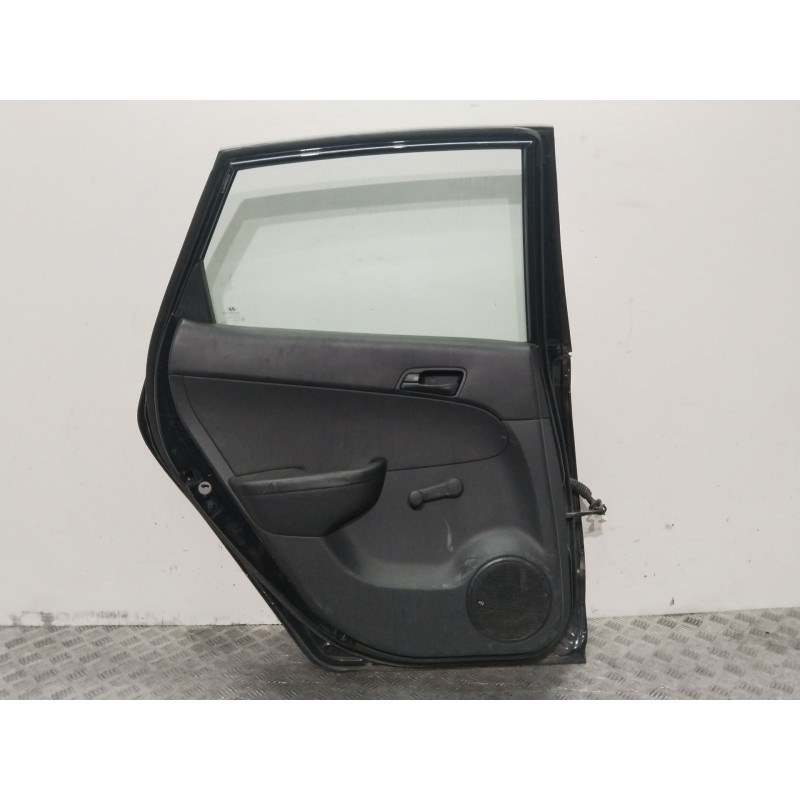 PUERTA TRASERA IZQUIERDA 770032R010  - imagen 4