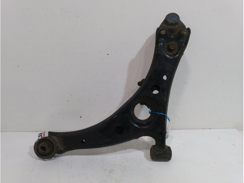 Recambio de brazo suspension inferior delantero izquierdo para toyota celica (t20) gt-i referencia OEM IAM   