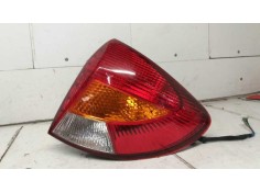 Recambio de piloto trasero derecho para kia rio ls berlina referencia OEM IAM 92402FD020  