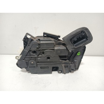 CERRADURA PUERTA TRASERA DERECHA 5K4839016Q 