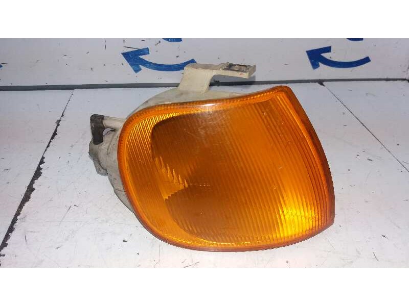 Recambio de piloto delantero derecho para volkswagen polo berlina (6n1) básico referencia OEM IAM  NARANJA 