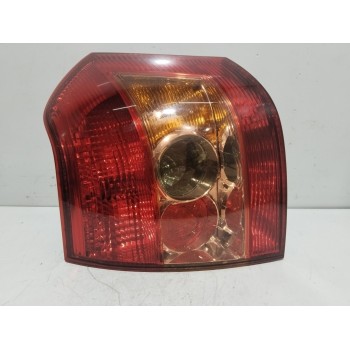 PILOTO TRASERO DERECHO 8155102150  OEM 8155102150