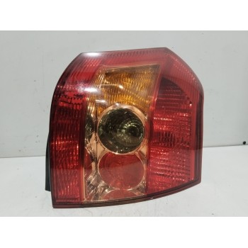 PILOTO TRASERO IZQUIERDO 8156102150  OEM 8156102150