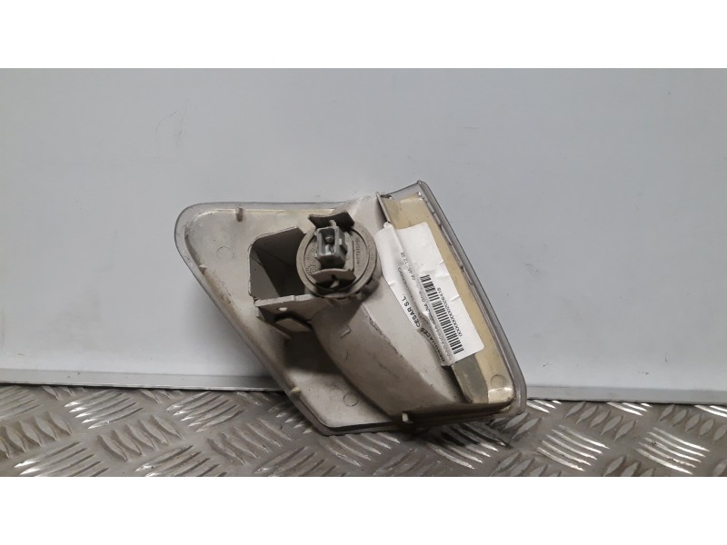 Recambio de piloto delantero izquierdo para ford fiesta berlina ghia referencia OEM IAM 4186718  