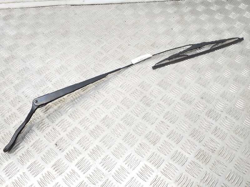 Recambio de brazo limpia delantero izquierdo para ford fiesta (cbk) ambiente referencia OEM IAM 1778498  