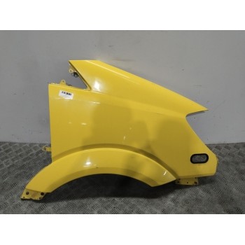 ALETA DELANTERA DERECHA A9066377819 AMARILLO
