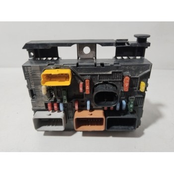 CAJA RELES / FUSIBLES 9664055780 