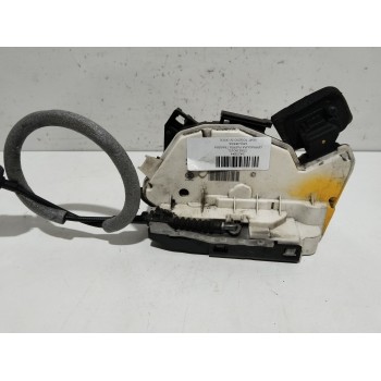 CERRADURA PUERTA TRASERA IZQUIERDA 5TA839015L 