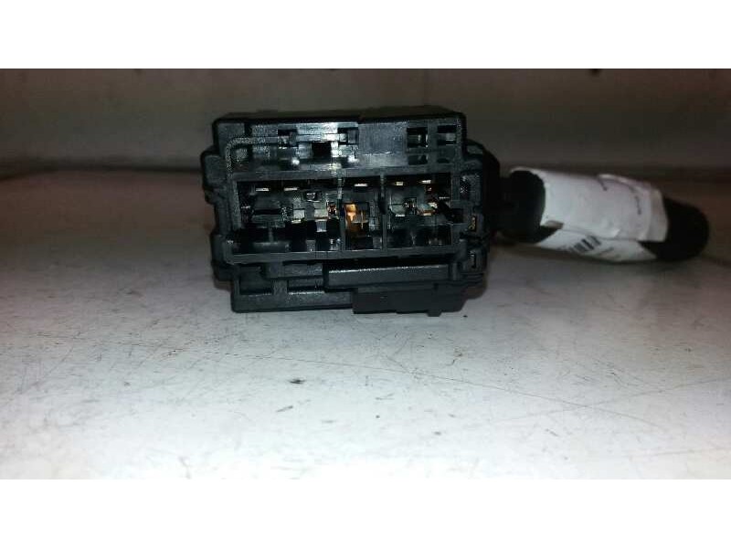 Recambio de mando limpia para peugeot 306 berlina 3/4/5 puertas (s2) style referencia OEM IAM 6239H3  