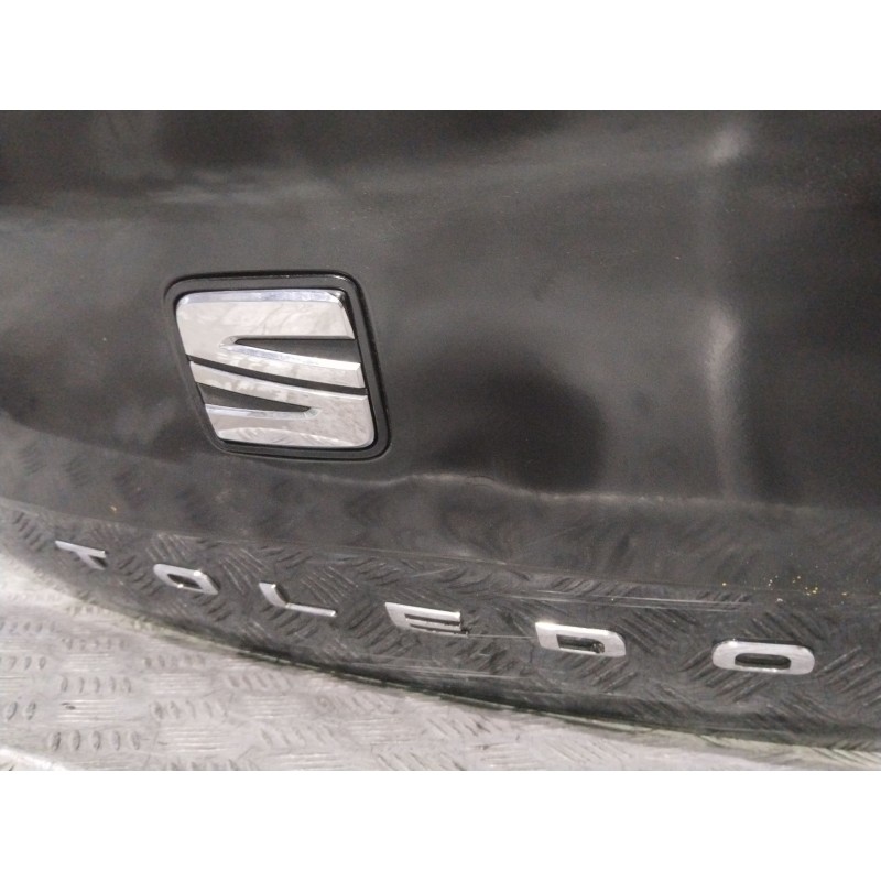 PORTON TRASERO 6JH827023 NEGRO - imagen 3