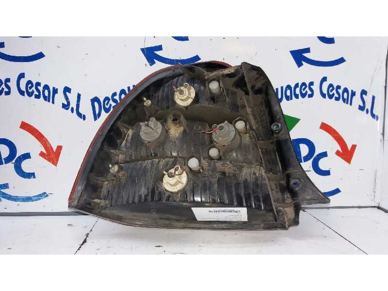 Recambio de piloto porton trasero derecho para kia shuma 1.8 cat referencia OEM IAM   