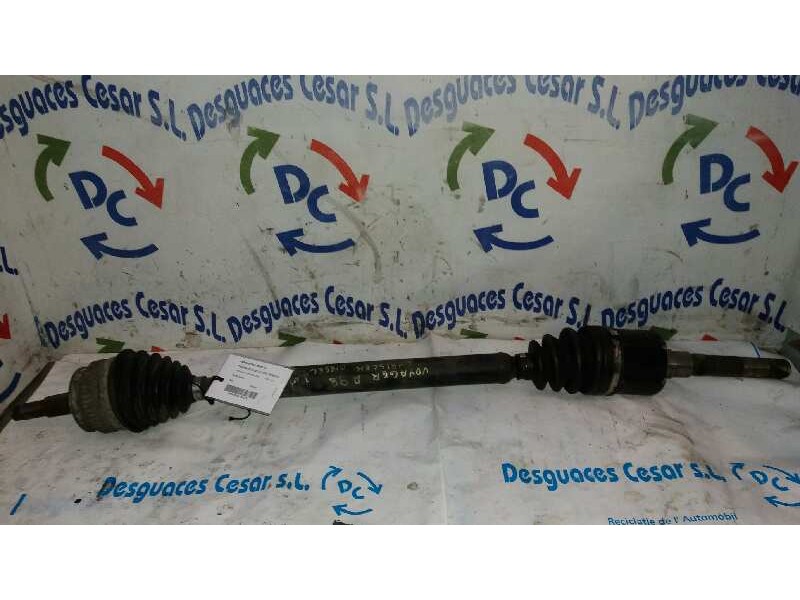 Recambio de transmision delantera derecha para chrysler voyager (gs) 2.5 td se referencia OEM IAM 04641964AA  