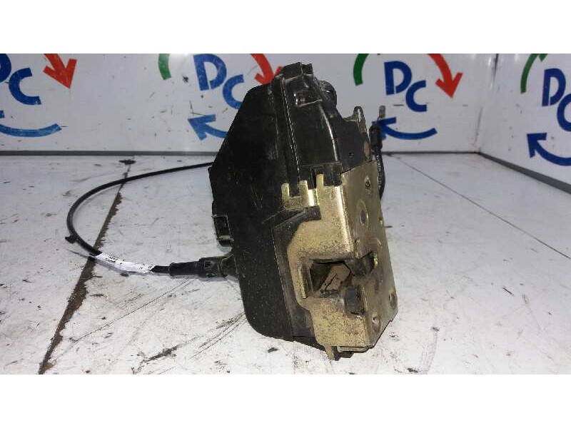 Recambio de cerradura puerta delantera derecha para renault scenic ii 1.5 dci diesel referencia OEM IAM   