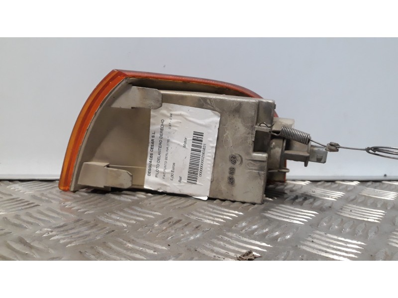 Recambio de piloto delantero derecho para fiat punto berlina (176) referencia OEM IAM   