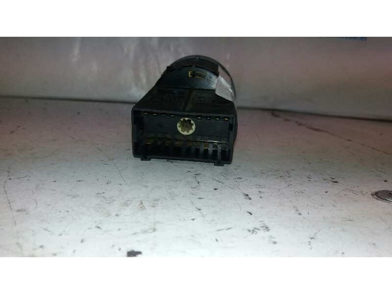 Recambio de mando luces para volkswagen polo berlina (6n2) trendline referencia OEM IAM 1C0941531  