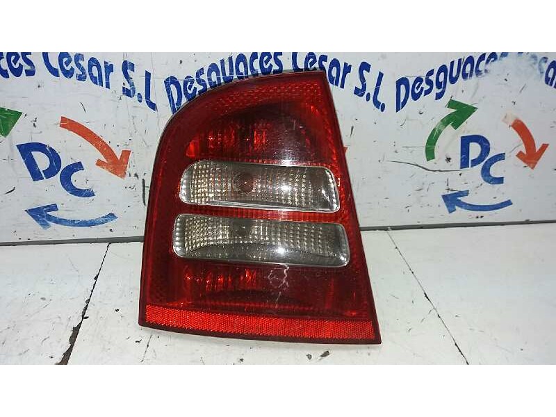 Recambio de piloto trasero izquierdo para skoda octavia berlina (1u2) tour referencia OEM IAM 1U6945111C  