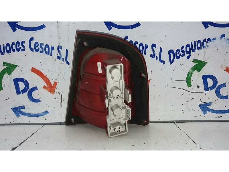 Recambio de piloto trasero izquierdo para skoda octavia berlina (1u2) tour referencia OEM IAM 1U6945111C  