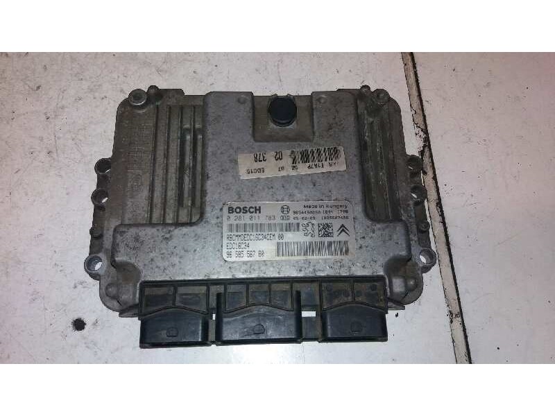 Recambio de centralita motor uce para peugeot 206 berlina x-line referencia OEM IAM 0281011783  