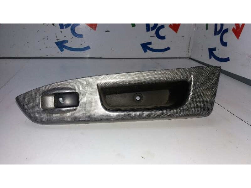 Recambio de mando elevalunas delantero derecho para hyundai getz (tb) 1.5 crdi referencia OEM IAM   