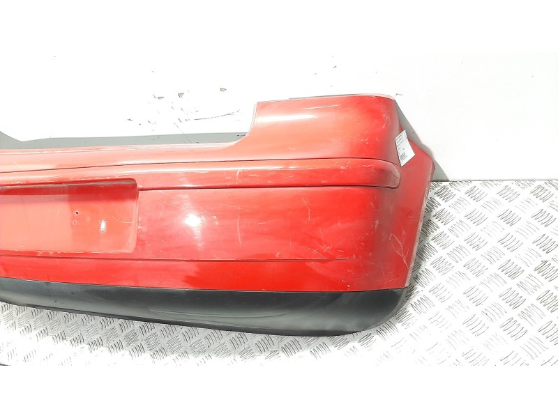 Recambio de paragolpes trasero para volkswagen polo berlina (6n1) referencia OEM IAM  ROJO 