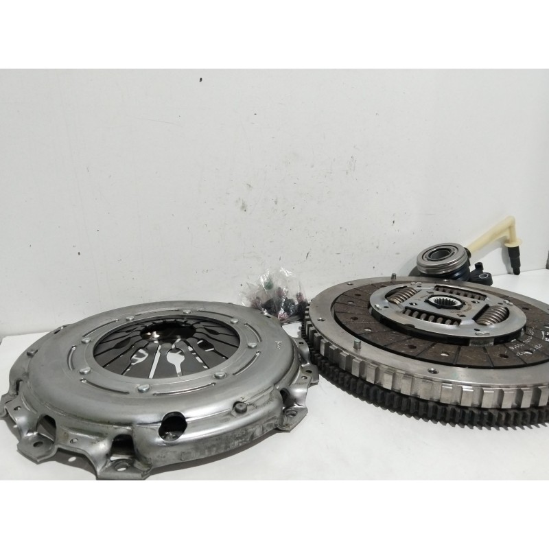 KIT EMBRAGUE 845077 A6070301205 123003948R - imagen 1