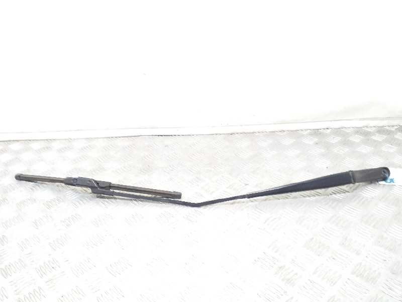 Recambio de brazo limpia delantero derecho para volkswagen caddy ka/kb (2k) life referencia OEM IAM   