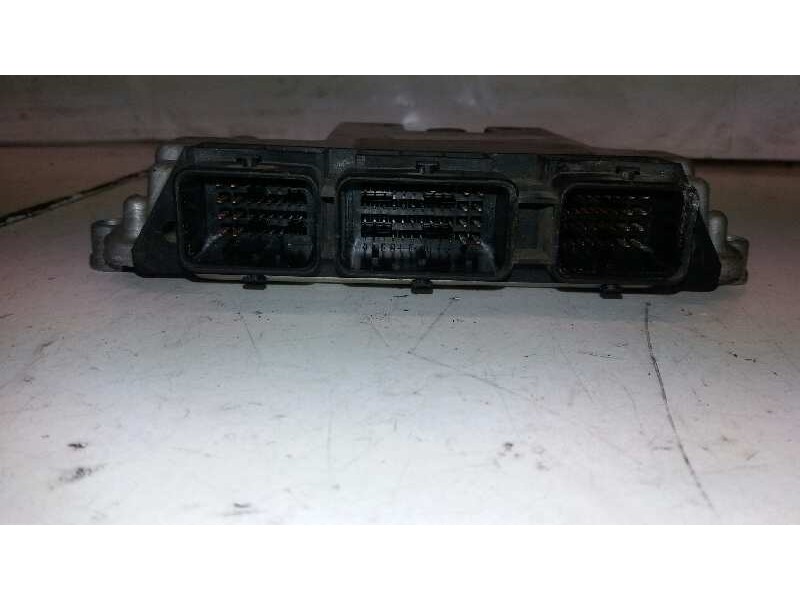 Recambio de centralita motor uce para peugeot 206 berlina referencia OEM IAM 0281011783 9658556780 