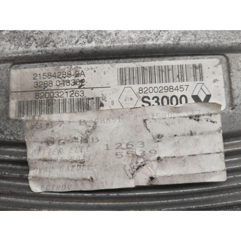 CENTRALITA MOTOR UCE 8200298457 S3000  - imagen 2