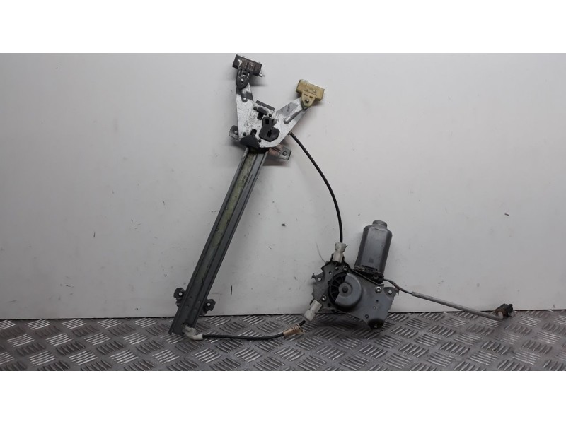 Recambio de elevalunas trasero derecho para nissan primera berlina (p11) elegance referencia OEM IAM 400438B 5P 