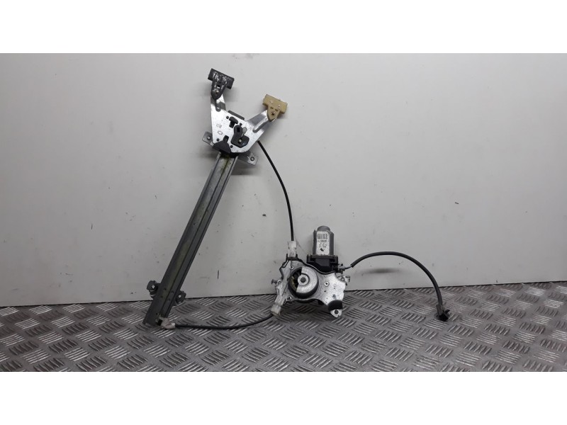 Recambio de elevalunas trasero derecho para nissan primera berlina (p11) elegance referencia OEM IAM 400600T3 5P 