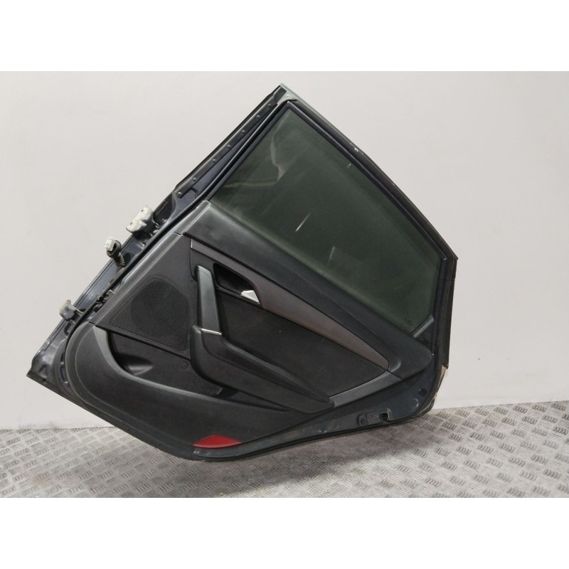 PUERTA TRASERA DERECHA 770043Z300 GRIS - imagen 3