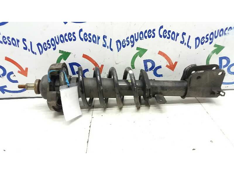 Recambio de amortiguador delantero derecho para renault master 2.2 cat referencia OEM IAM    Recambio de amortiguador delantero derecho para renault master 2.2 cat referencia OEM IAM