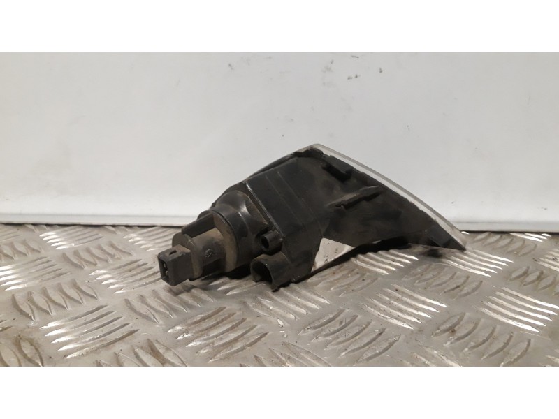 Recambio de piloto delantero izquierdo para lancia lancia y 1.2 8v vanity referencia OEM IAM 0046462666  