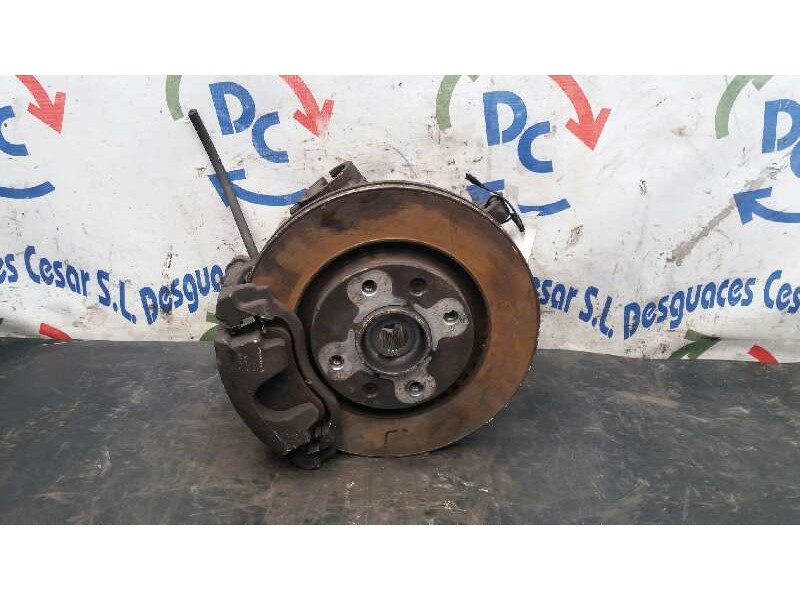 Recambio de mangueta delantera izquierda para peugeot 206 berlina xs referencia OEM IAM   