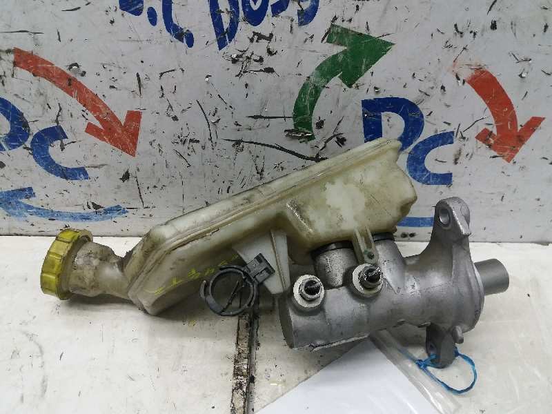 Recambio de bomba freno para peugeot 207 xad referencia OEM IAM 32067093L  
