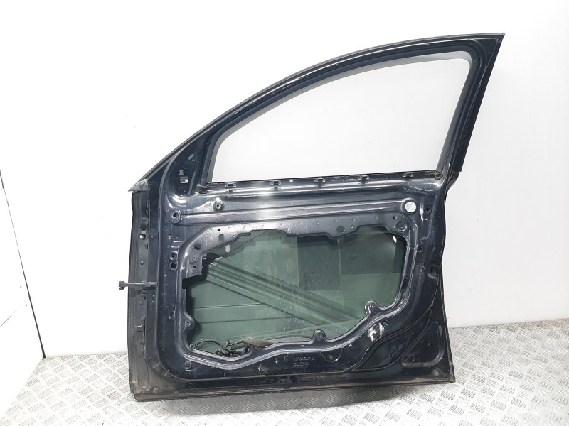 Recambio de puerta delantera derecha para volvo v50 familiar 1.8 momentum referencia OEM IAM  NEGRO 