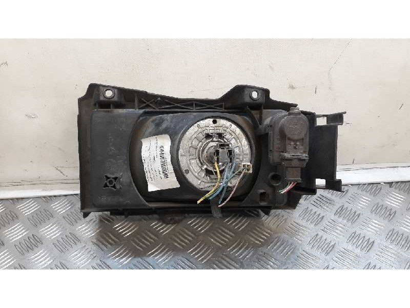 Recambio de faro derecho para peugeot expert kombi confort acristaldo (5 asientos) referencia OEM IAM 6205AK  