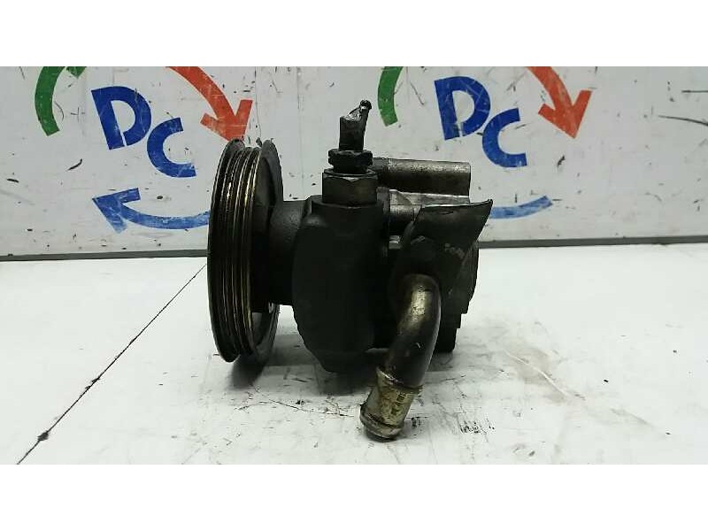 Recambio de bomba direccion para mg serie 25 (rf) classic (3-ptas.) referencia OEM IAM QVB101581  