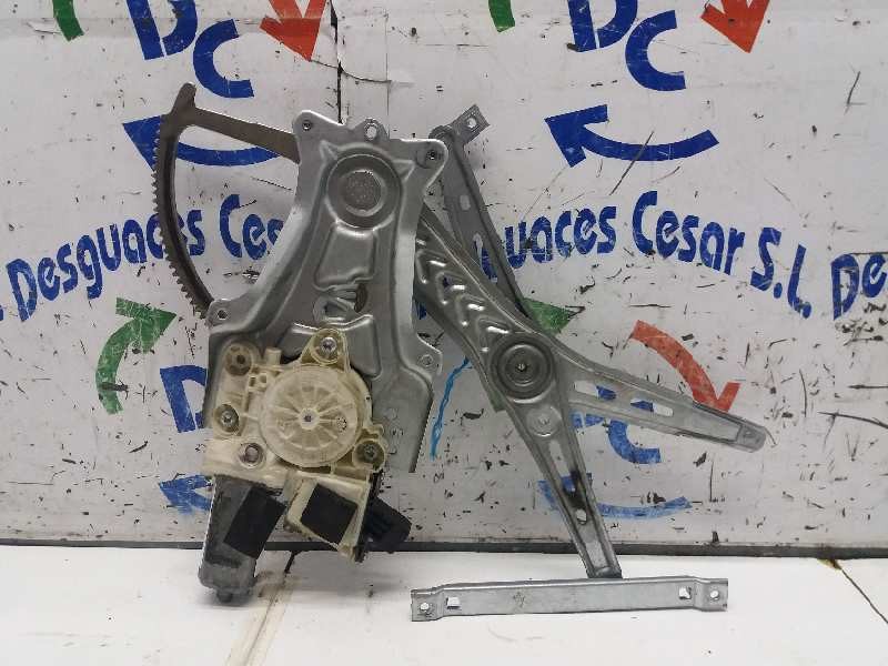 Recambio de elevalunas delantero derecho para opel vectra c berlina club referencia OEM IAM 130822012  