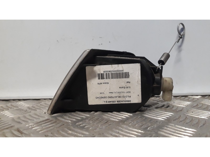 Recambio de piloto delantero derecho para seat toledo (1l) base referencia OEM IAM   